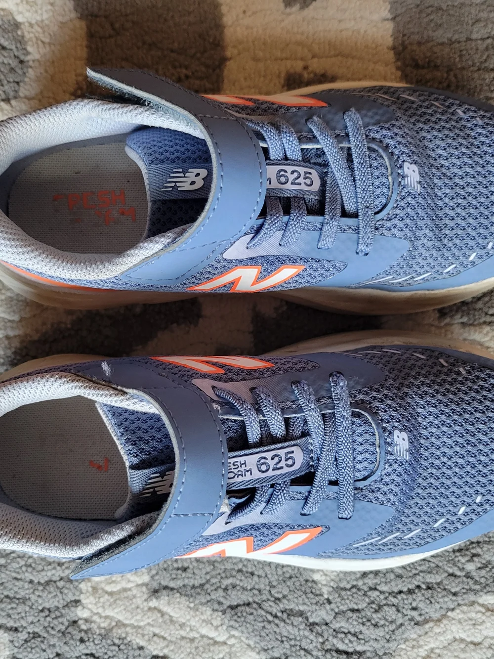New Balance Kids' Fresh Foam 625 Blue and Orange Athletic Running Shoes Size 2